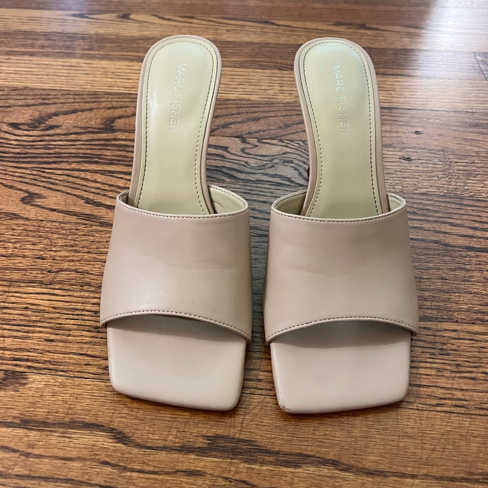 Marc Fisher Women's Cream Sandals